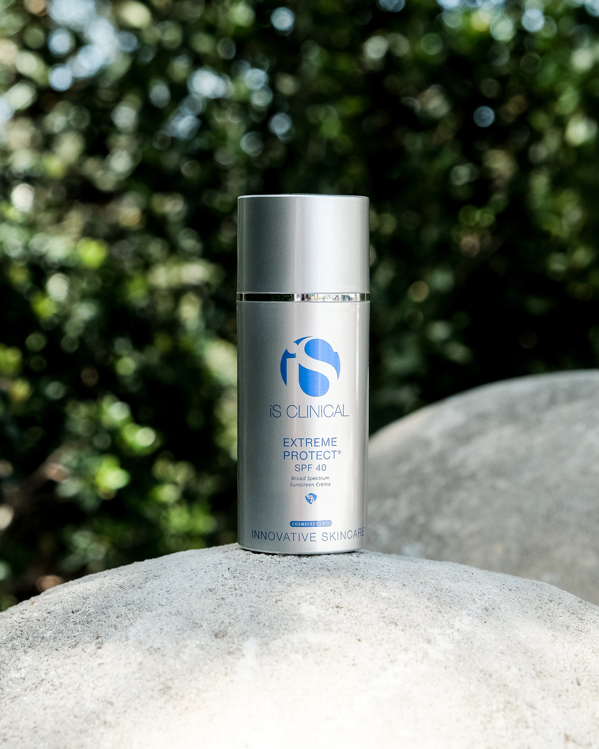 Extreme Protect SPF 40 - iS CLINICAL