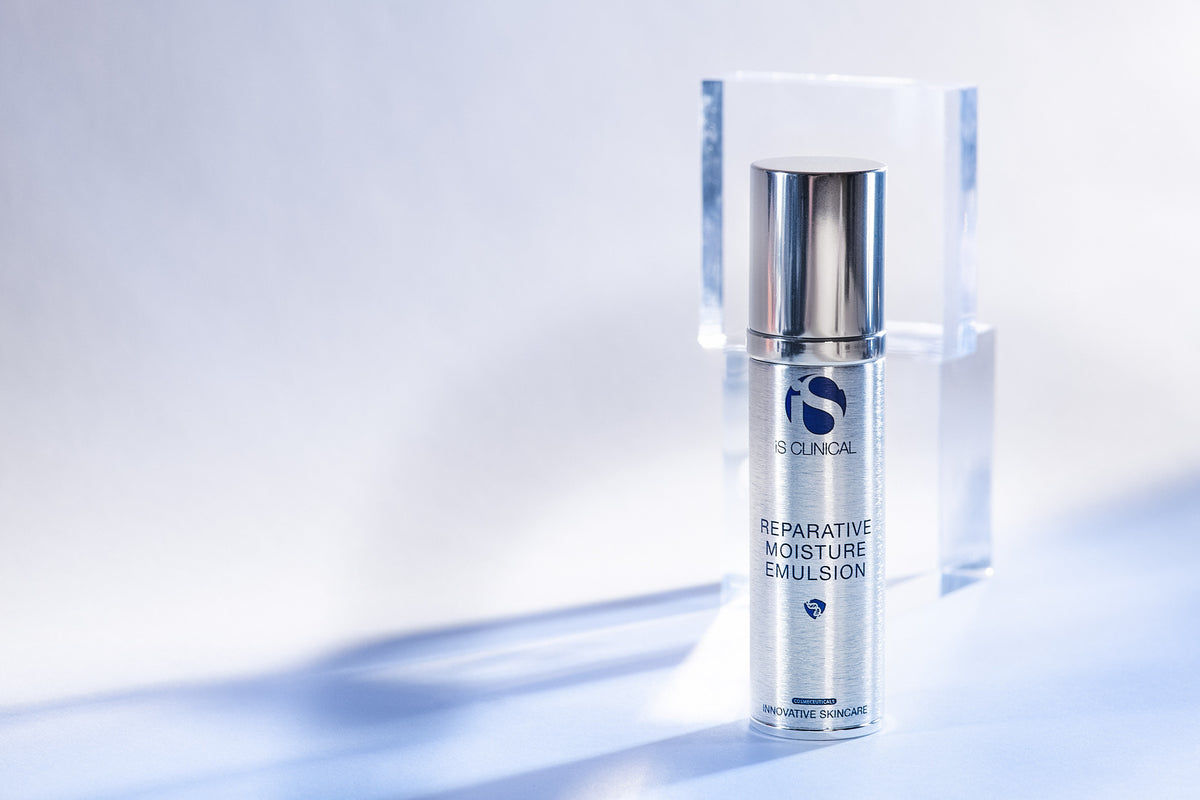 Reparative Moisture Emulsion - iS CLINICAL